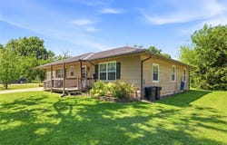 4 Skyline Drive, Adrian, MO 64720