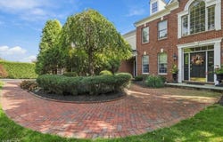 16 Ridgeline Dr, Washington Twp., NJ 07853-3376