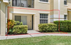 158 SW Peacock Boulevard, Saint Lucie West, FL 34986