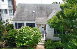 211 W Seaspray, Ocean City, NJ 08226