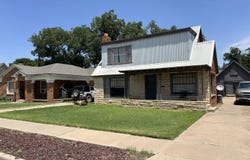 2004 17th Street, Lubbock, TX 79401
