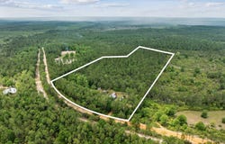 940 E Chapel Road, Laurel Hill, FL 32567