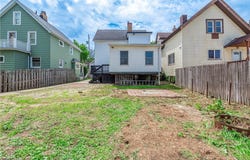 2718 Roanoke Avenue, Cleveland, OH 44109