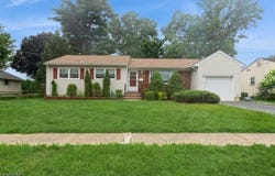 149 Mulberry Ln, Middlesex Boro, NJ 08846