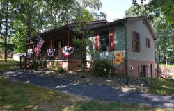13750 Bakers Hollow Rd, Hesston, PA 16647