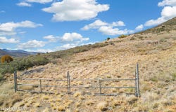 6086 S Country Road, Mayer, AZ 86333