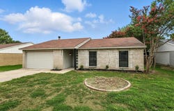 5221 Knox Drive, The Colony, TX 75056