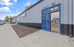 2121 E Mineral King Avenue, Visalia, CA 93292