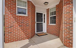 548 Legend Lane, McHenry, IL 60050