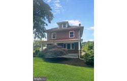 2209 N PLEASANTVIEW ROAD, POTTSTOWN, PA 19464