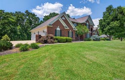 156 Bluffview Drive, Troy, MO 63379