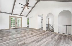 804 NW North Summit Circle, Blue Springs, MO 64015