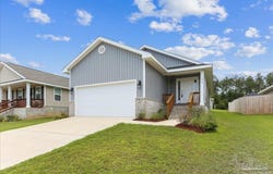 414 Kingsbridge Dr, Cantonment, FL 32533