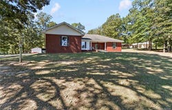 15111 Unicorn Drive, Cottondale, AL 35453