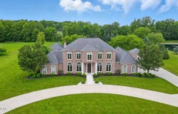 2830 Oak Hill Court, Lima, OH 45805