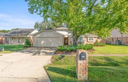 205 Bull Run Circle, Broussard, LA 70518