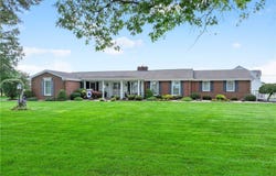 566 Ridgeview Rd, East Huntingdon, PA 15666