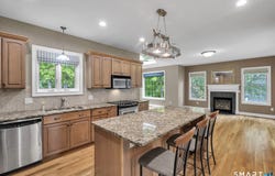 3 Arrowhead Trail, Waterford, CT 06385