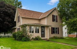 206 Warner Street, Colo, IA 50056