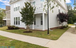 125 Mainsail Loop, Yorktown, VA 23693