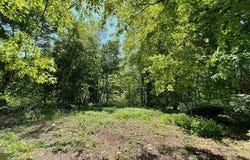 4 Brigham St, Hubbardston, MA 01452