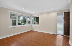 9231 N Lowell Avenue, Skokie, IL 60076