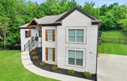 800 Early Wyne Dr, Taylorsville, KY 40071