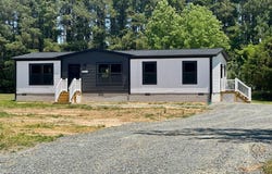 3225 PINE MEADOWS WAY, EXMORE, VA 23350