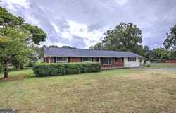 213 Meadow, Cartersville, GA 30120