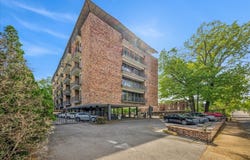 2195 POPLAR Ave, Memphis, TN 38104