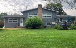 229 PARK Lane, CLINTONVILLE, WI 54929-9703