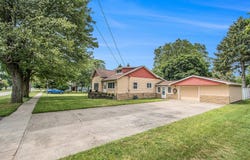 1106 22nd Street, Manistee, MI 49660