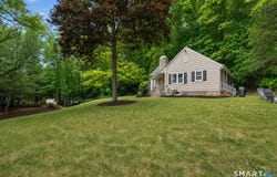 818 Middlebury Road, Middlebury, CT 06762