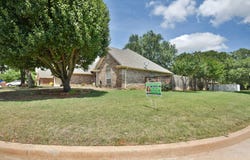 3402 Crown Oaks Dr, Duncan, OK 73533