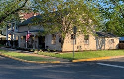 125 W San Antonio St, Fredericksburg, TX 78624