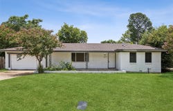 1136 Simpson Drive, Hurst, TX 76053
