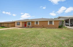 2902 Cactus Dr, Big Spring, TX 79720