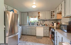 2575 HEILMANDALE ROAD, JONESTOWN, PA 17038