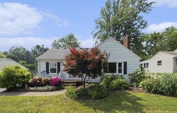 206 W McKay Street, Saline, MI 48176