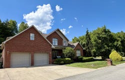 104 Easy Street, Staffordsville, KY 41256