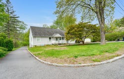 59 Longdale Road, Mahopac, NY 10541
