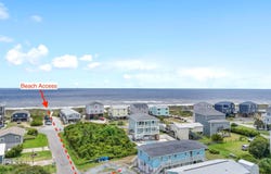 209 SE 77th Street, Oak Island, NC 28465