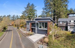 280 E 5TH Ave, CannonBeach, OR 97110