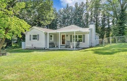 105 Barnette RD, Salem, VA 24153