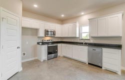 105 W Main Street, Rio Vista, TX 76093