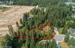 Nna White Way, Priest River, ID 83856