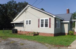 1960 ALEXIS ROAD, CENTRE, AL 35960