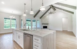 1044 Hidden Oaks Drive, Wills Point, TX 75169