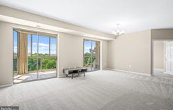19355 CYPRESS RIDGE Terrace, LEESBURG, VA 20176