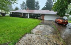 181 Hillcrest Drive, Wellsburg, WV 26070